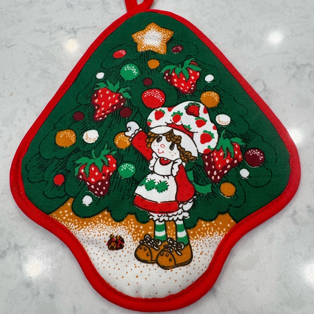 Vintage 1980 Strawberry Shortcake Christmas Potholder